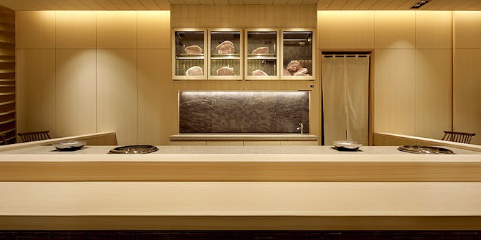 焼肉 番手十番 銀座三越店 ヤキニク バンテジュウバン ギンザミツコシテン 銀座 焼肉 肉割烹 一休 Comレストラン