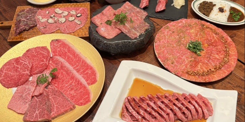 【神戸牛堪能コース】期間限定で神戸牛の赤身肉4種類、神戸牛すだれステーキをご堪能頂けます。12800円