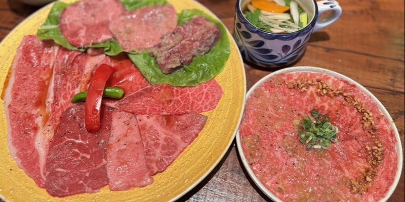 【渋谷限定スペシャルランチセット】ユッケをはじめ、熟成タンやPRIMEハラミ、仙台牛カルビなどが楽しめる