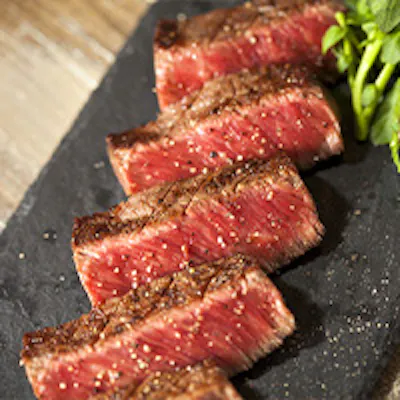 焼肉とワインのマリアージュが当店のコンセプト