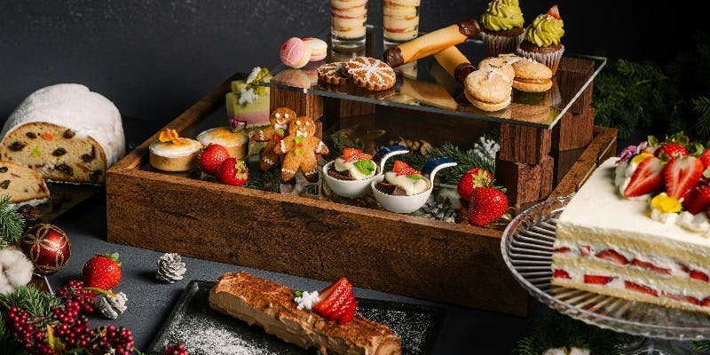 【18F】Xmas2024 Sky Lunch Course＆Desert Buffet ～前菜,選べるメイン2品とデザートブッフェ～＋カフェ