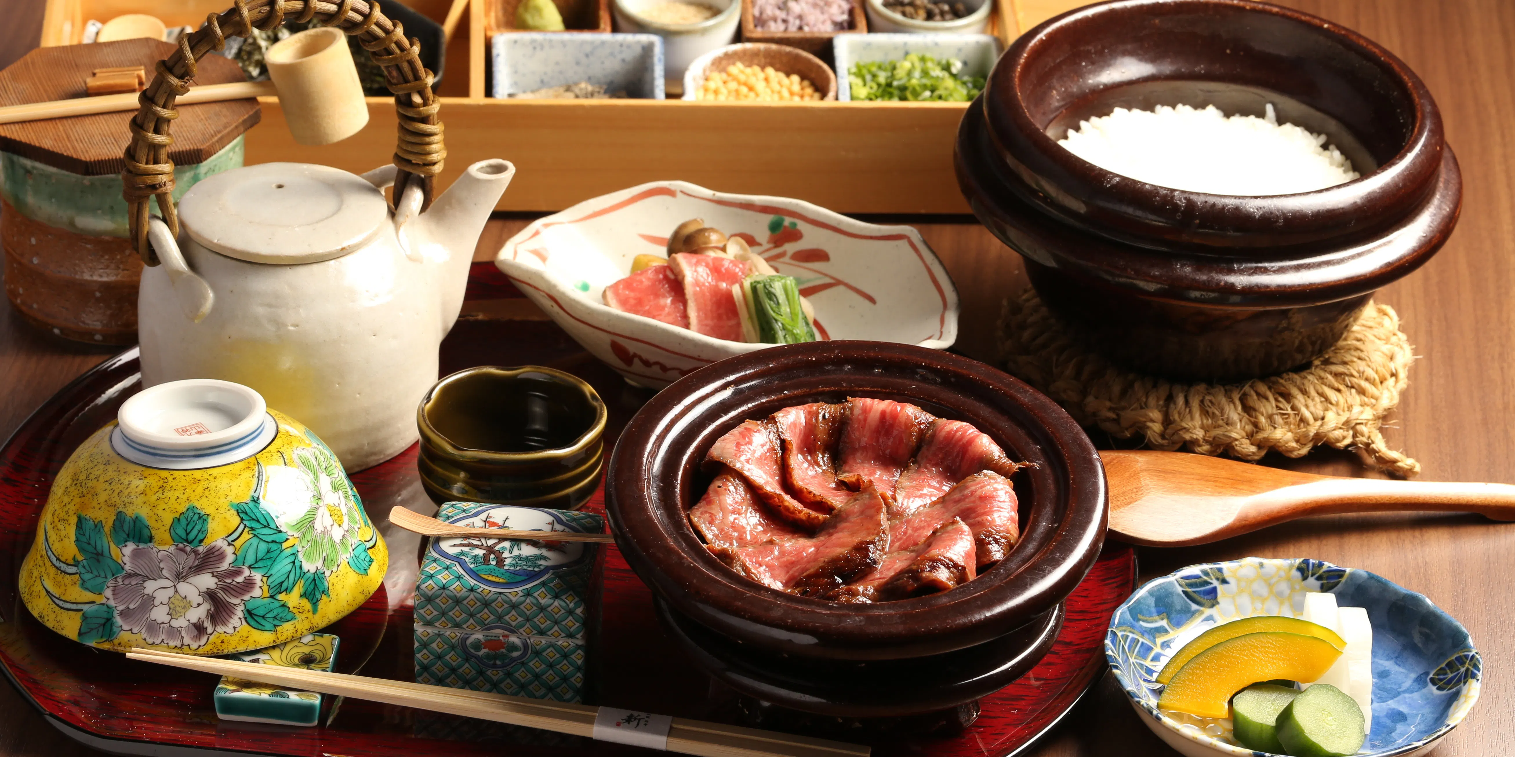 ランチ 祇園肉亭 新 ギオンニクテイ シン 祇園四条 肉料理 ステーキ 肉割烹 一休 Comレストラン