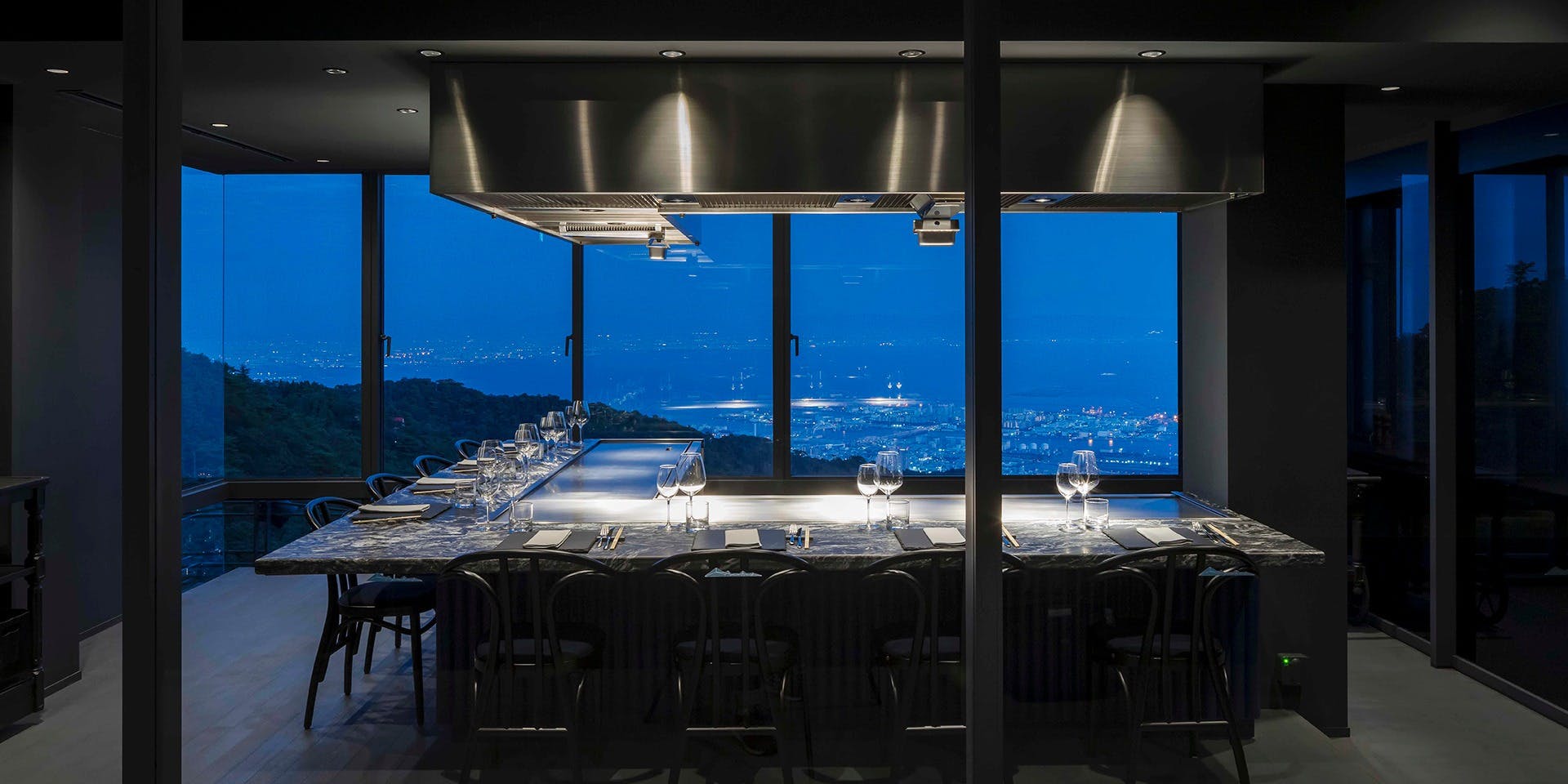 空のダイニング（【旧店名】六甲山サイレンスリゾート グリル）