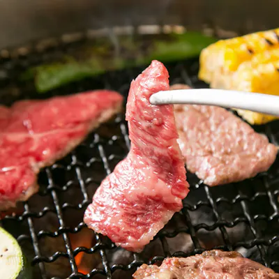 老若男女問わず、幅広い層に支持される焼肉店