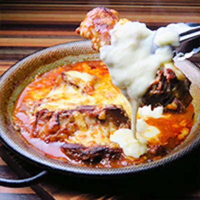 当店名物「焼きチーズビアリブ」