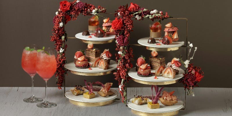 苺とチョコレートのアフタヌーンティー＋2ドリンク【11/1から】