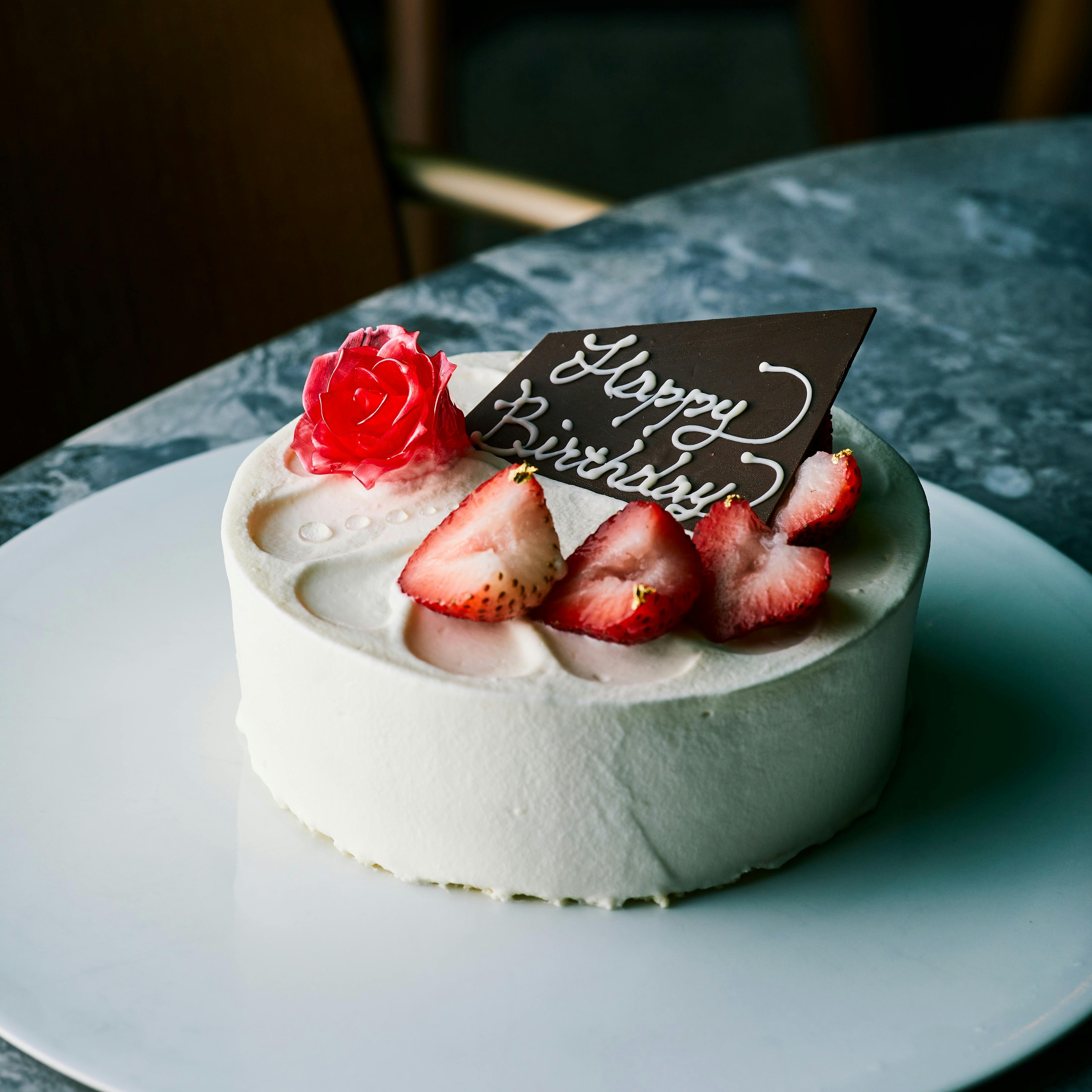 【Anniversary Cake】パティシエ自慢のアニバーサリーケーキ（18cm）