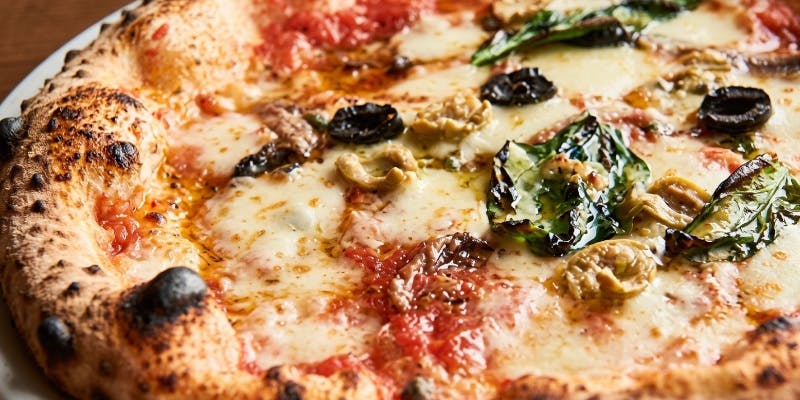Pizzeria&Trattoria GONZO �ڍ��X