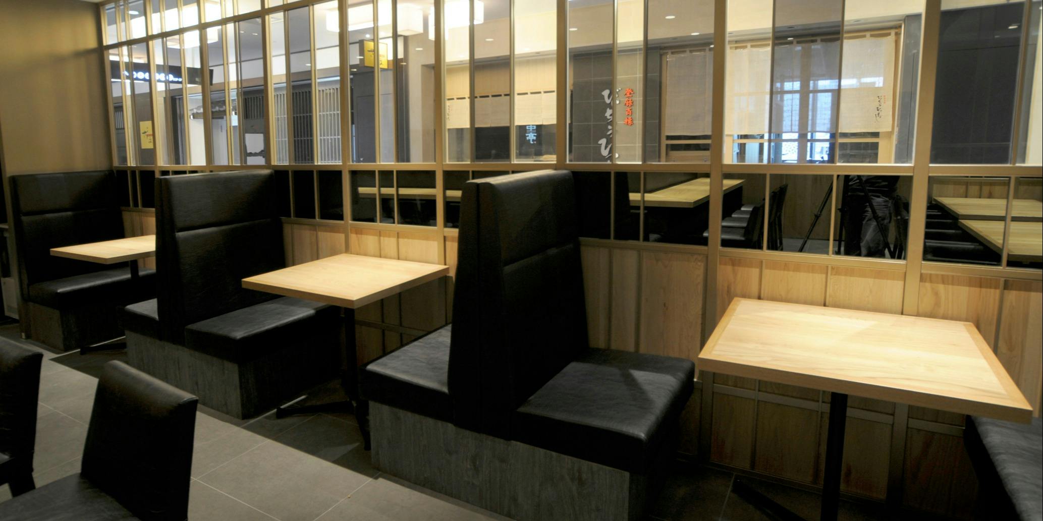 東京恵比寿 串亭 大名古屋ビルヂング3階