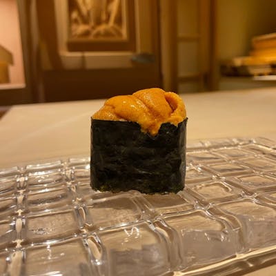 厳選食材とこだわりの酢飯を使用したお鮨