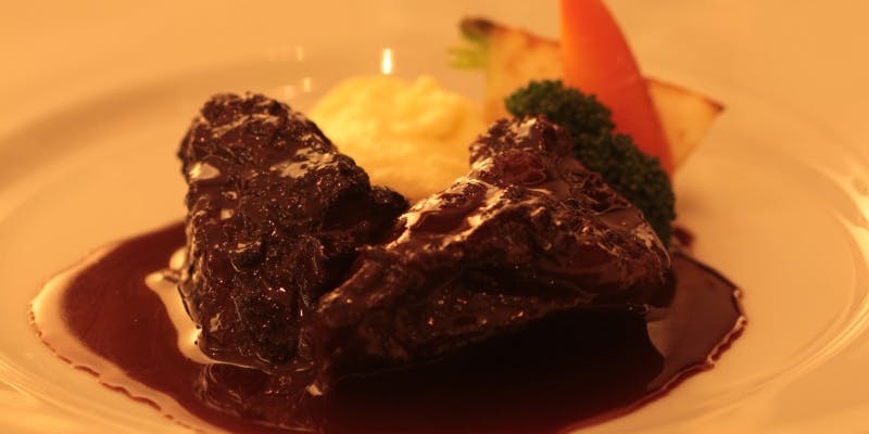 【ラ・ペクニコヴァ ディナー】鎌倉の食材を使用した、肉料理＆魚料理のWメインコース 全6品