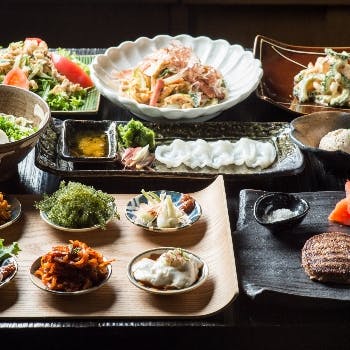 Ondo 定番沖縄料理から石垣牛を使ったハンバーグまで贅沢に沖縄料理を
