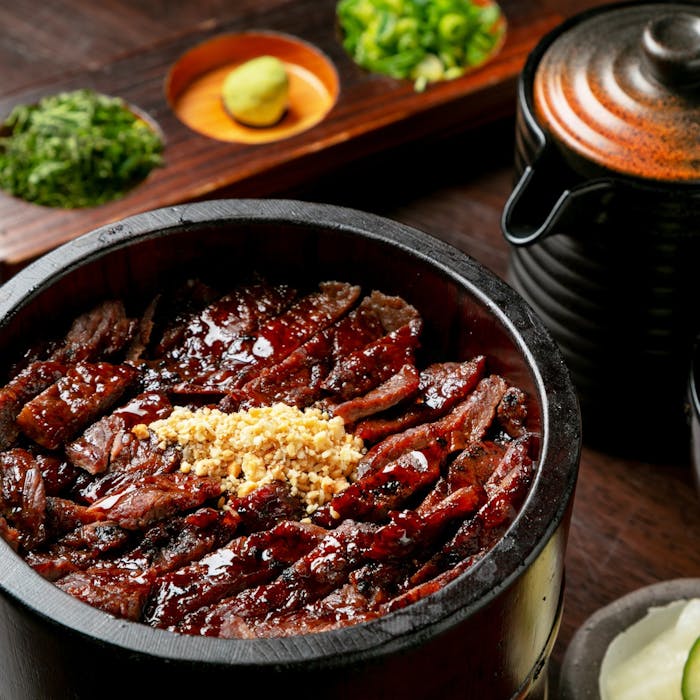 みわ屋 南森町店 牛まぶしセット まぶし 〆のお茶漬け 味噌汁 漬物付 黒毛和牛モモ肉 うなぎ ディナー プラン 11575057 メニュー 一休 Comレストラン