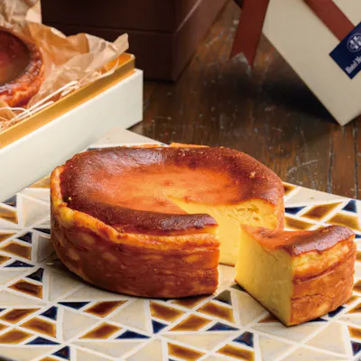 特製バスクドチーズケーキ