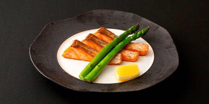 カジュアル 鉄板 伊達