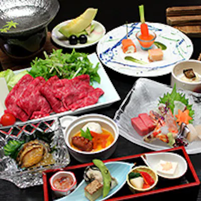 料理長山野明による厳島会席