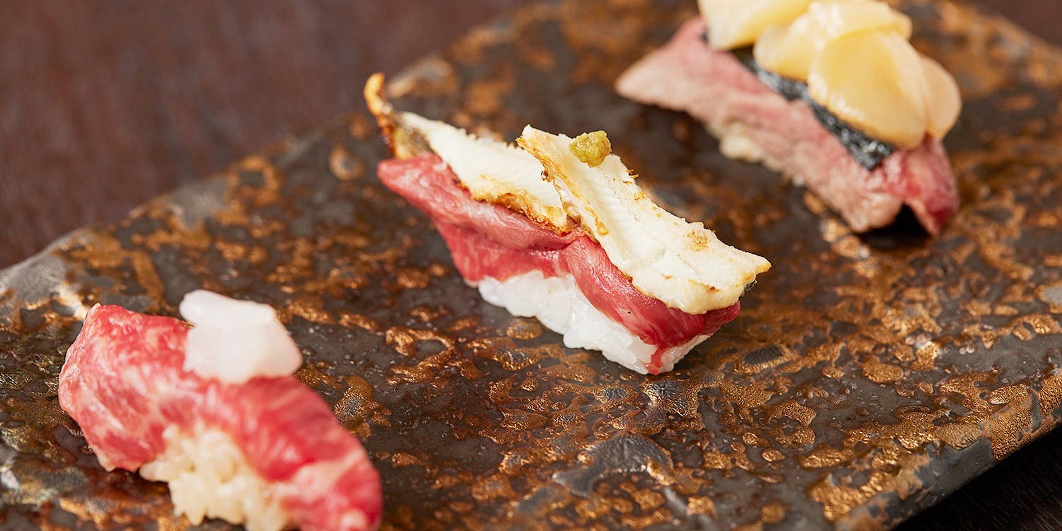 牛肉寿司 きんたん ギュウニクズシ キンタン 銀座 牛肉寿司 肉割烹 一休 Comレストラン 牛肉寿司 きんたん ギュウニクズシ キンタン 銀座 牛肉寿司 肉割烹 一休 Comレストラン