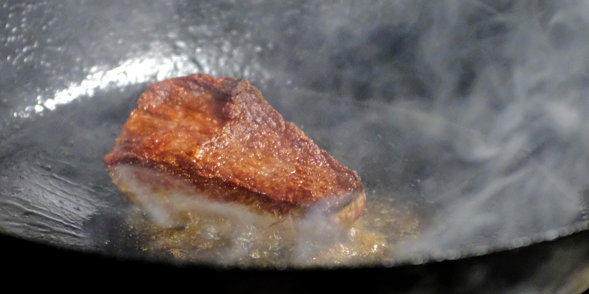 神戸牛洋食アモナ