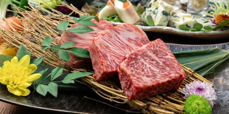 【ディナー1組限定】A4認定近江牛「極上ヘレ」鉄板ステーキの肉割烹コース＋飲み放題（2名～個室可）
