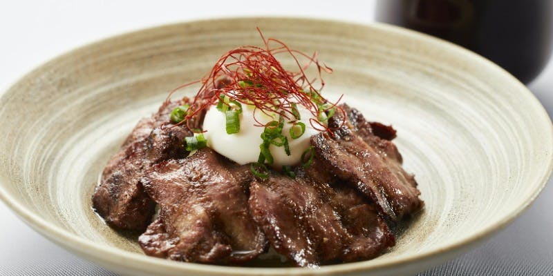 【1月1日限定】新春ランチビュッフェ＋メインディッシュ焼肉丼