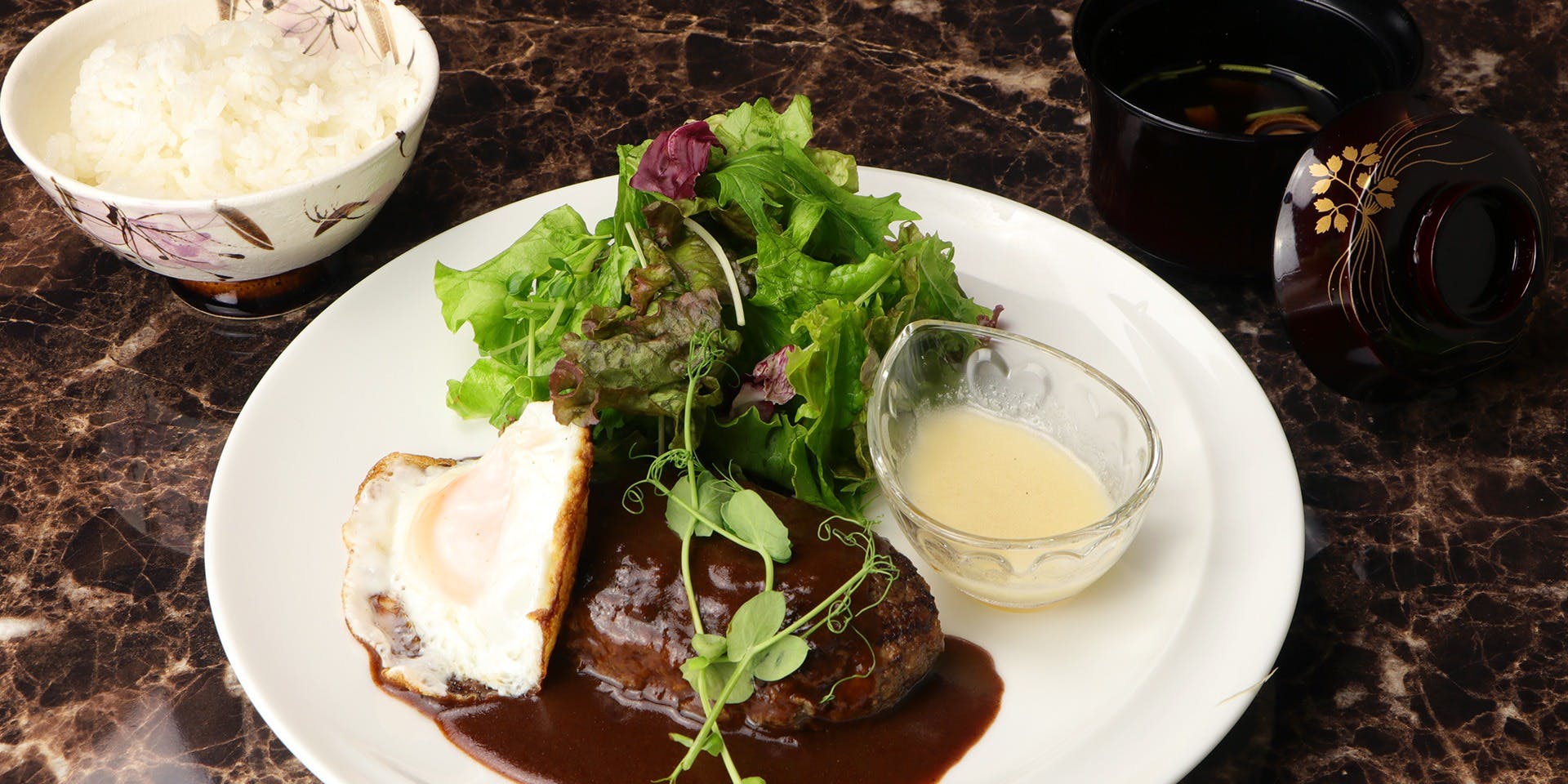 宮崎尾崎牛 鉄板焼き 吟 梅田ヒルトンプラザウエスト