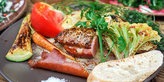 WE ARE THE FARM EBISU（ウィーアーザファーム）