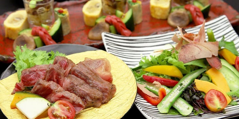 【特上カルビステーキの肉割烹コース】前菜、牛鍋など全10品（2名～個室可）
