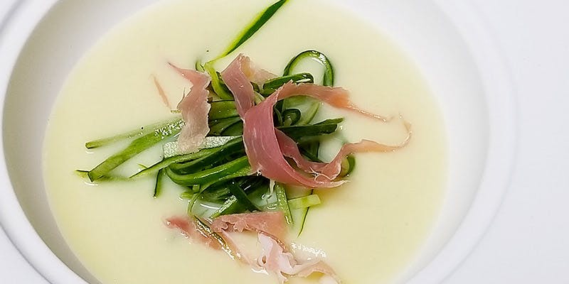 アントューカ（Entoutcas）