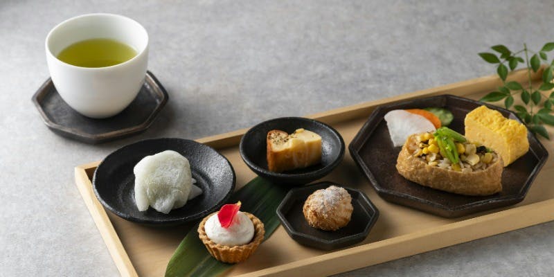 【季節のカフェプレートセット】和と洋のティーメニューセット＋1ドリンク付（平日限定）