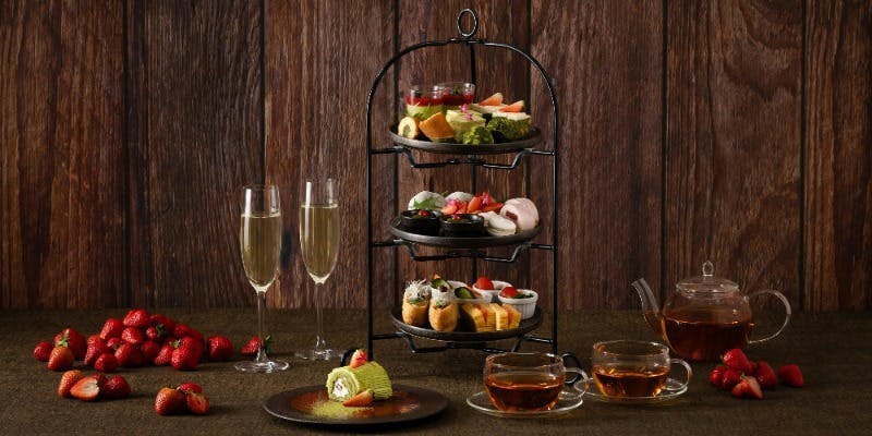  【プレミアムハイティー】シャンパーニュとともに楽しむ厳選メニュー＆デザート＋シャンパン含むフリー