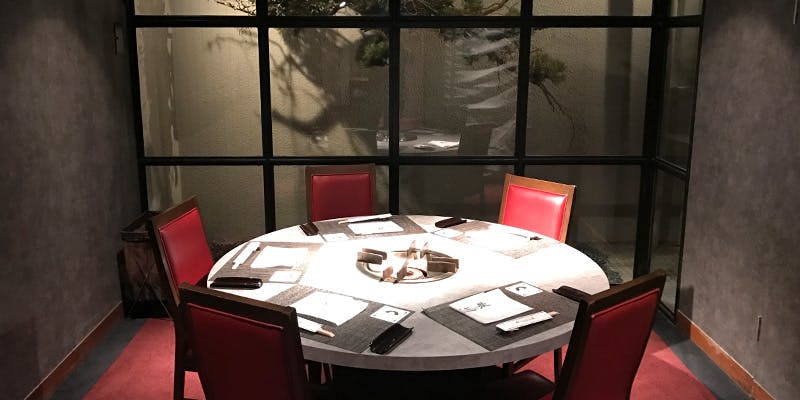記念日におすすめのレストラン・すき焼き しゃぶしゃぶ 日本料理 三是の写真1