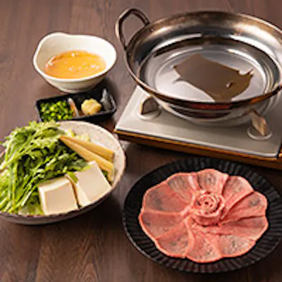 名物・熟成牛タンしゃぶを堪能