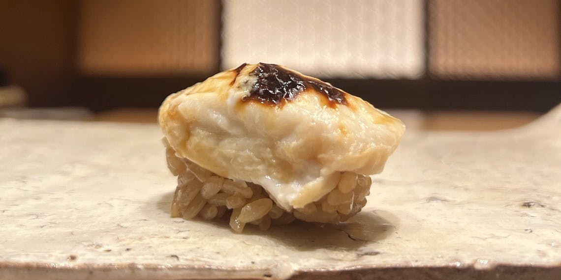 鮨 麻葉（スシ アサバ）