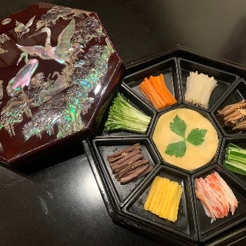 韓国料理 松の実 Okaimonoモール レストラン