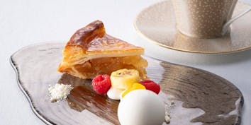 自家製ケーキ【アップルパイ】 - BAR＆LOUNGE「MIDO」(ミドウ)／大阪エクセルホテル東急(16F）