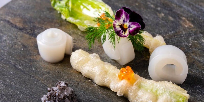 �T���~�P�[���^�z�e�������g������