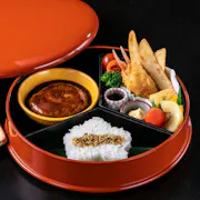 お子様膳3,000円(税サ別)