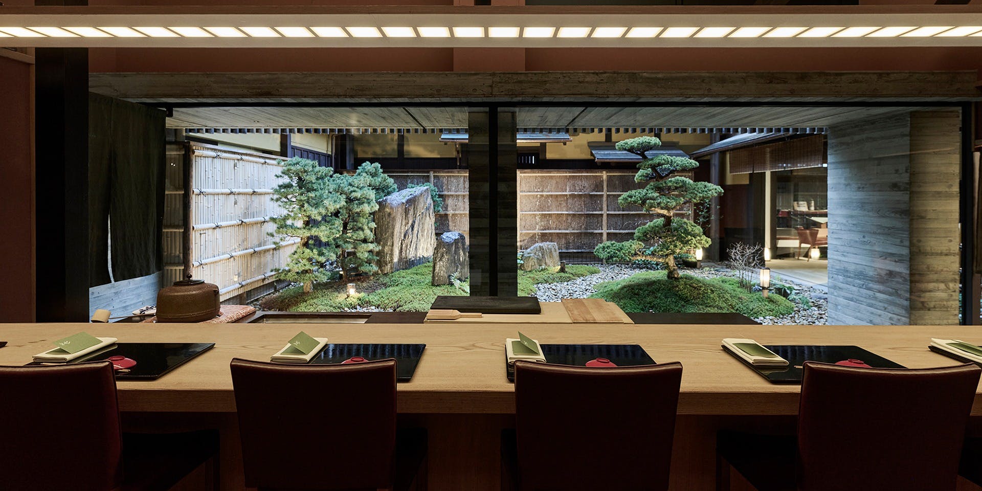 割烹 いずみ／THE HIRAMATSU 京都 - 画像1