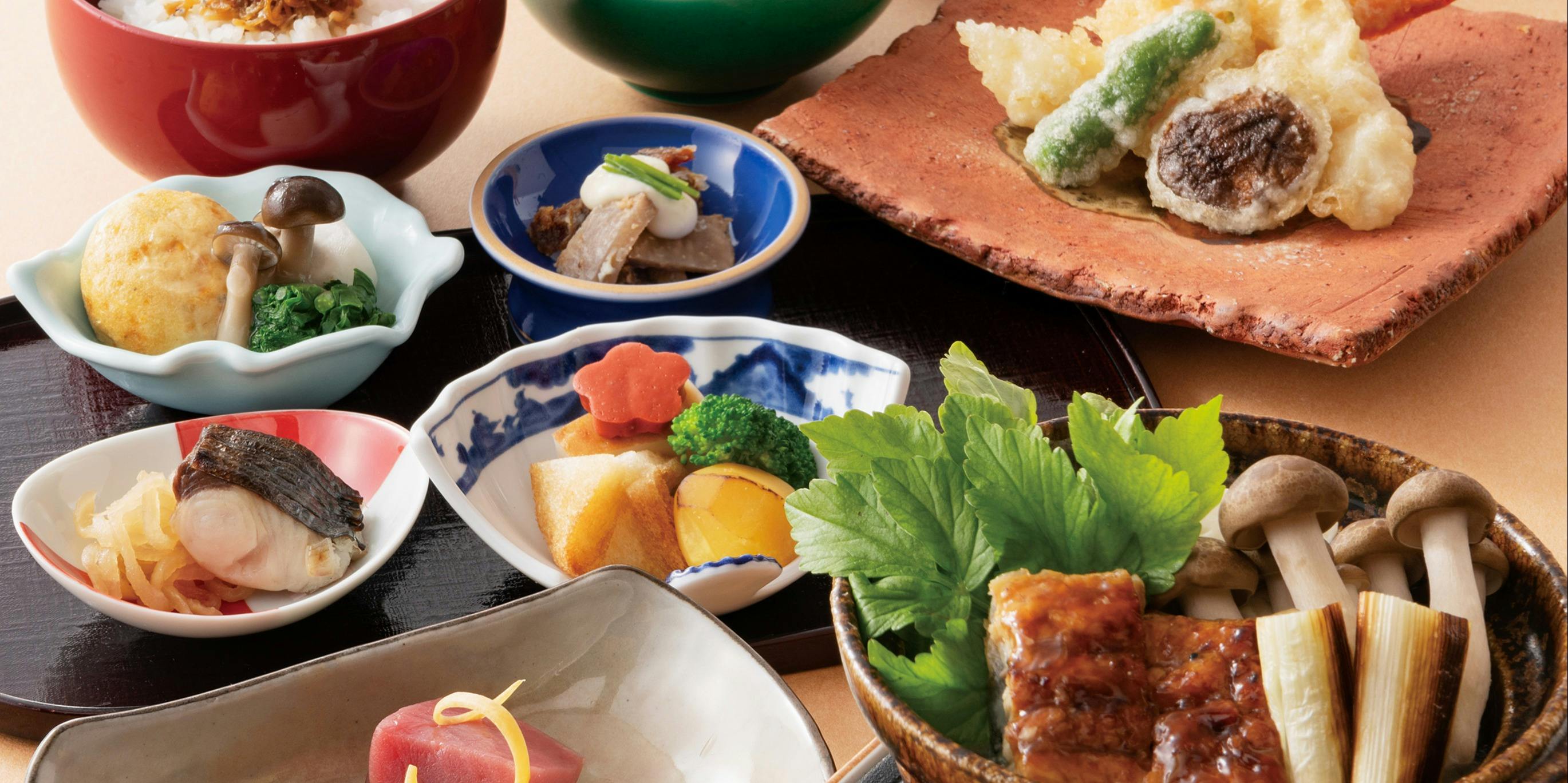 ランチ 日本料理 彩羽 ニホンリョウリ イロハ 宝塚ホテル 日本料理 一休 Comレストラン