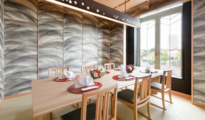 日本料理 彩羽 ニホンリョウリ イロハ 宝塚ホテル 日本料理 一休 Comレストラン