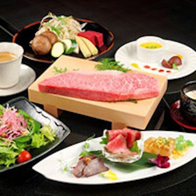 こだわりの極上神戸牛ステーキ