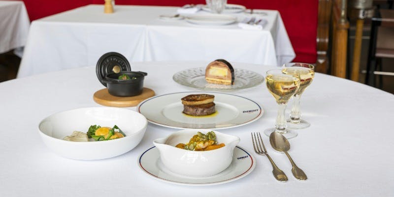 【Xmas2025】特別ディナー　前菜、魚介料理、和牛フィレのロッシーニ風等 全6品（12/24、12/25限定）