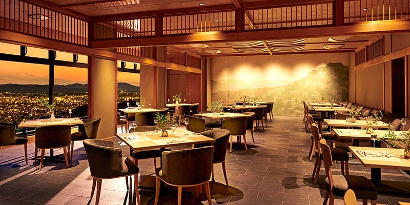 記念日におすすめのレストラン・TERRACE 若草山／ANDO HOTELの写真1