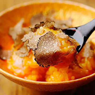 名物「トリュフたまごかけご飯」