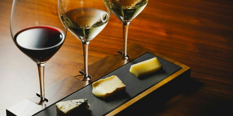 【ワインバー】チーフソムリエ厳選 ワインとチーズを楽しむペアリングメニュー