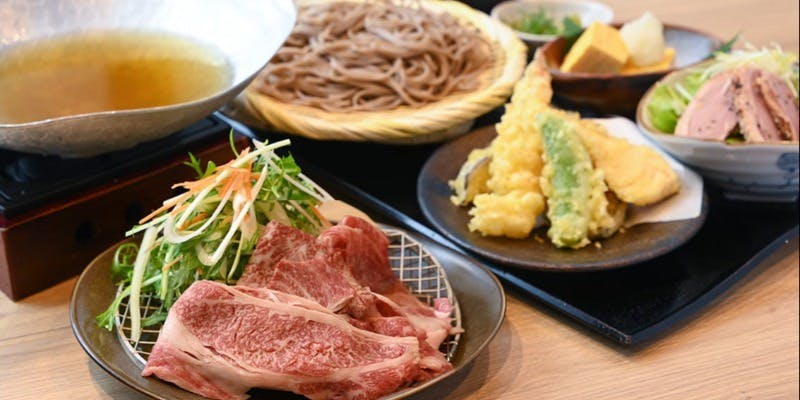 選べるお出汁の「近江牛」の贅沢小鍋付き「ふくまる御膳」＋1ドリンク＋シャーベット＋食後のコーヒー