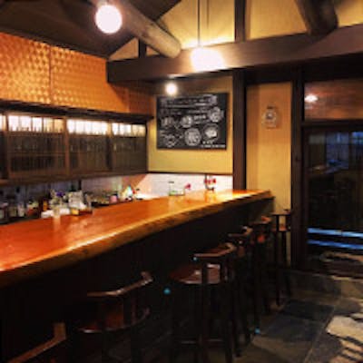 ゆったりと語り合える隠れ家レストラン