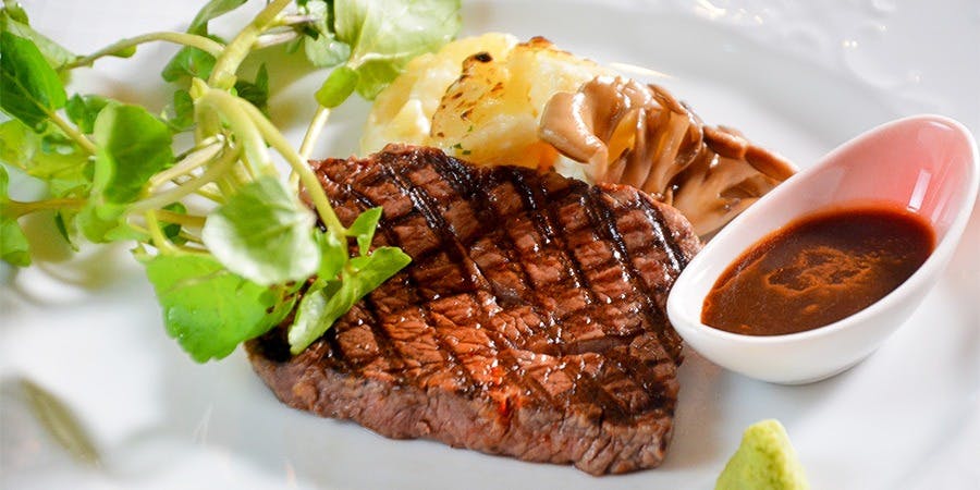 旬菜 ツバキ（旬菜 tsu・ba・ki）