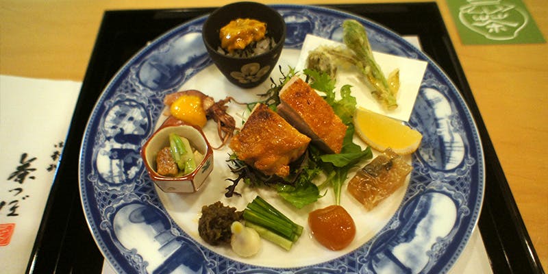 茶つぼ（御料理茶つぼ）