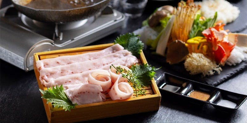 【期間限定】マグロをしゃぶしゃぶで！10種のキノコ・お野菜の【マグロしゃぶしゃぶ】